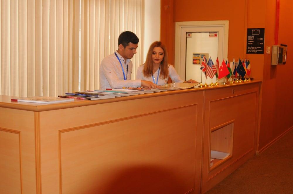 Balion Hotel Baku Bagian luar foto